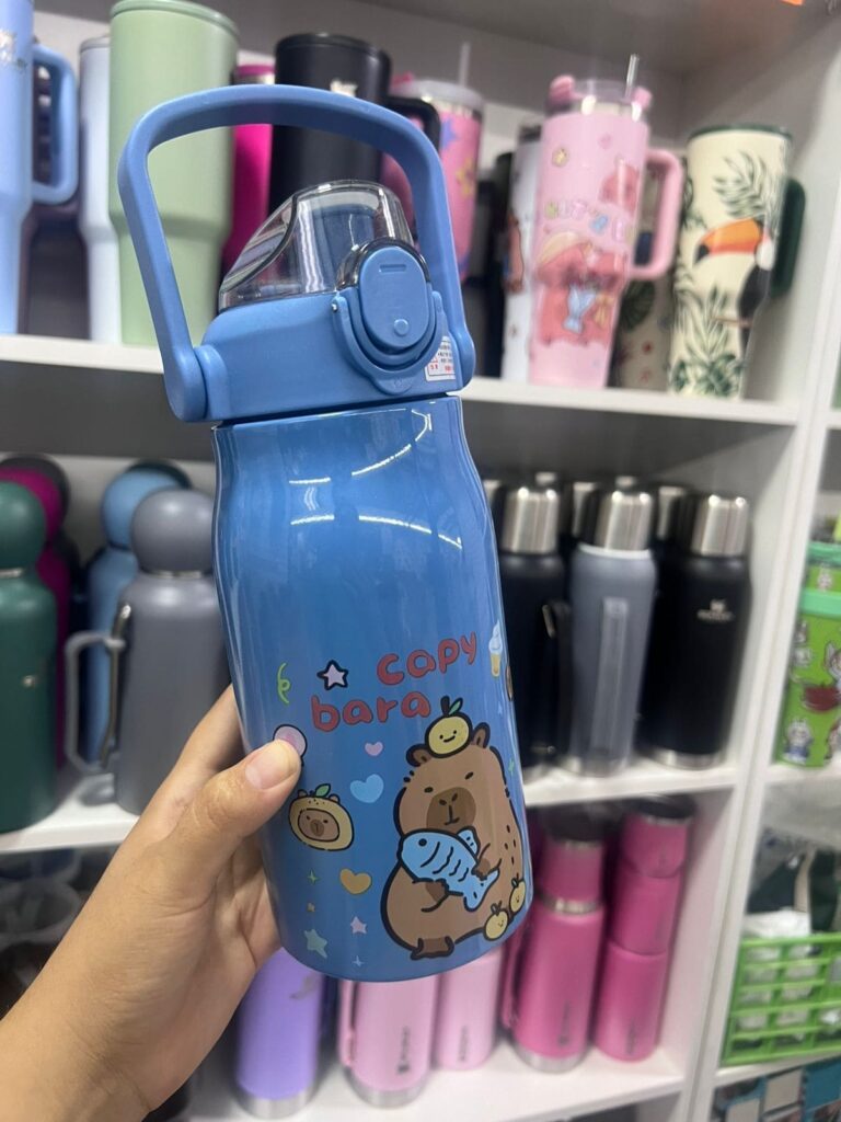 Botellon capibara azul