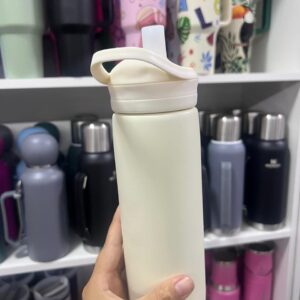 botella 500ml color crema