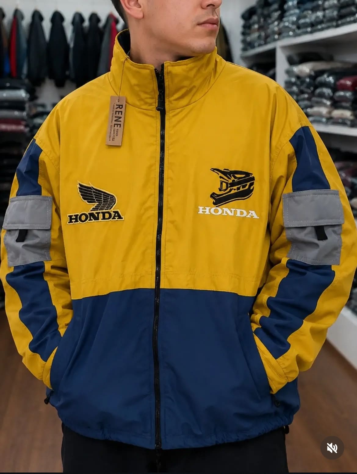 campera de moto amarilla y negra